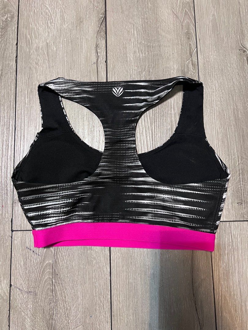 Forever 21 Sports Bra (size S), Men's Fashion, Activewear on Carousell