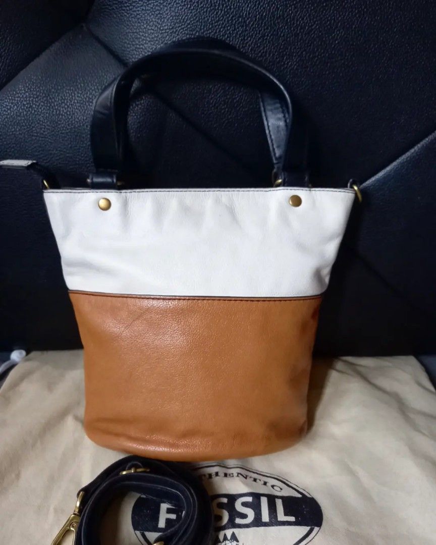 Amelia bucket bag fossil outlet