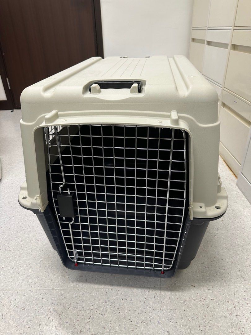 Sportpet designs plastic top kennels