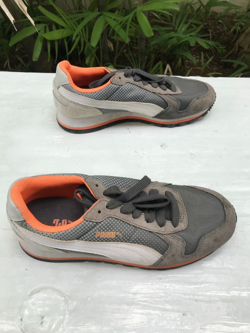 Genuine Puma sneakers. Size US6 UK 5 CM 24. In good condition