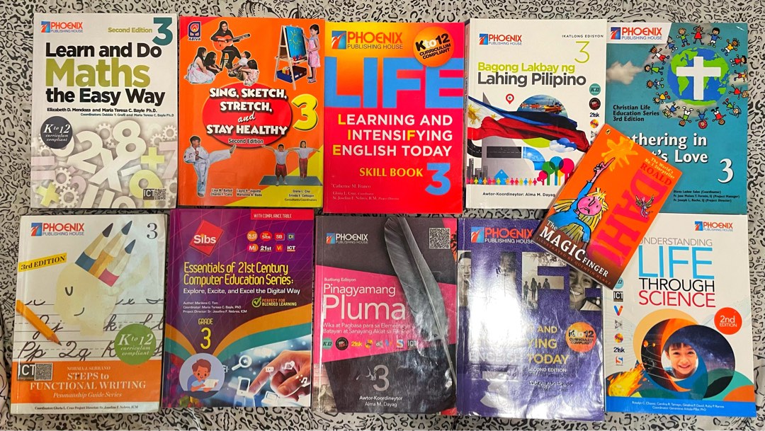 Grade 3 Books almost new SET, Hobbies & Toys, Books & Magazines ...