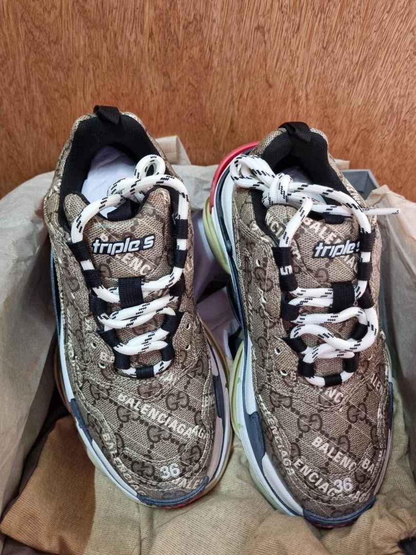 Balenciaga triple outlet s 36