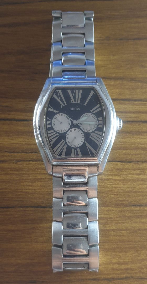 Guess metal sales watch