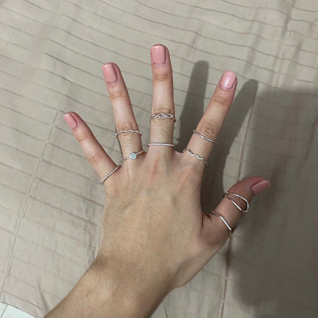 H and deals m rings
