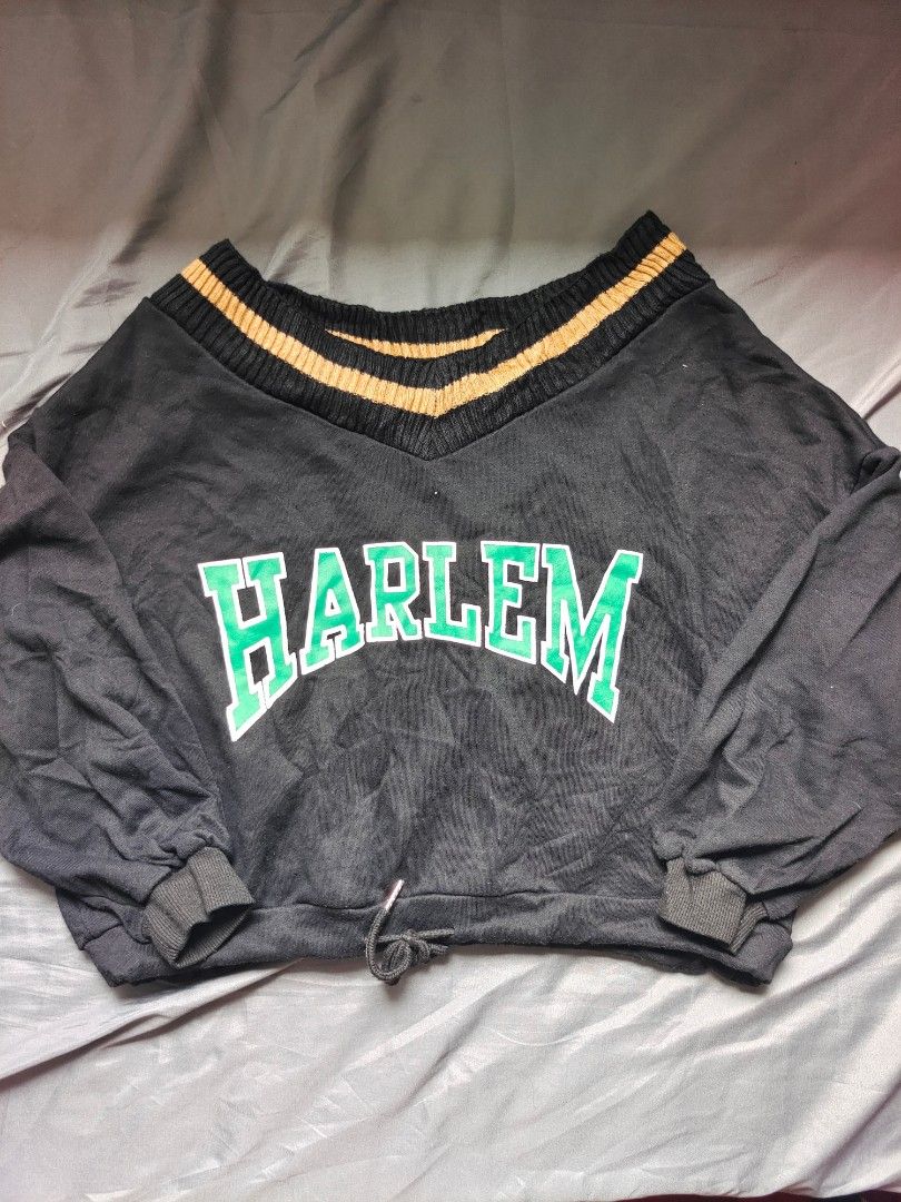 Harlem Oversized Crop Sweater, Women's Fashion, Tops, Longsleeves on Carousell
