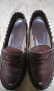 Haruta brown loafers 23EE