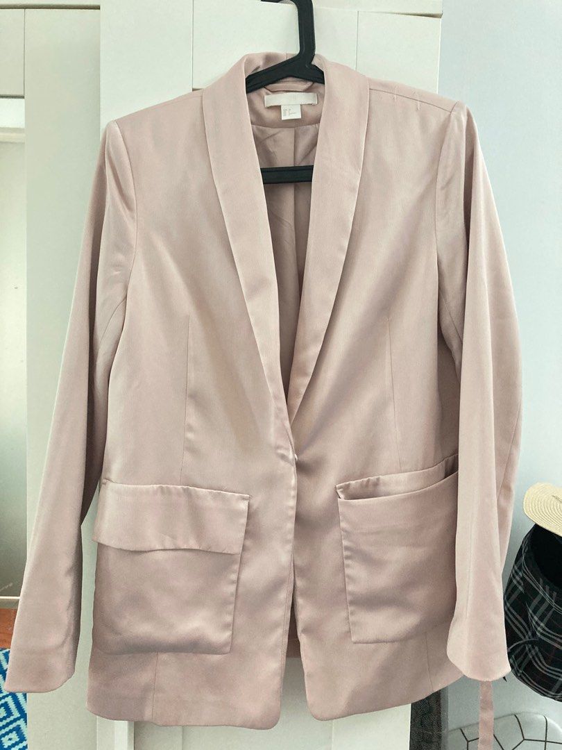 H M light pink blazer Women s Fashion Coats Jackets and