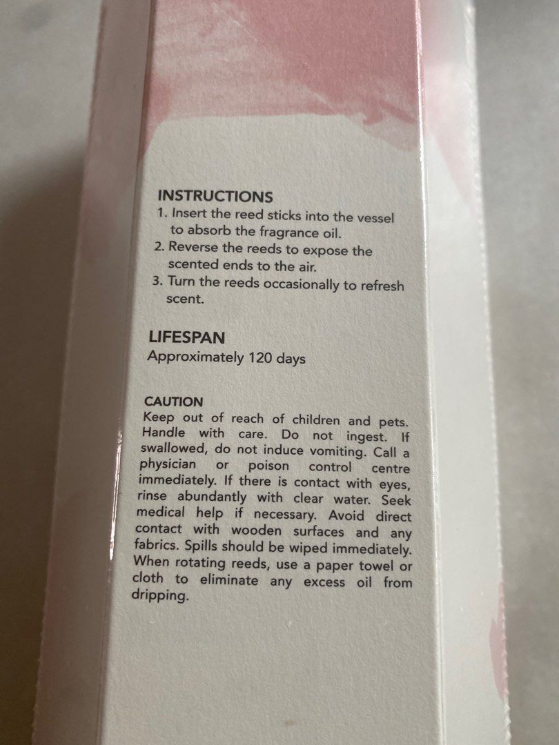 Hooga Reed Diffuser — Spring Sakura Tea, Furniture & Home Living, Home ...