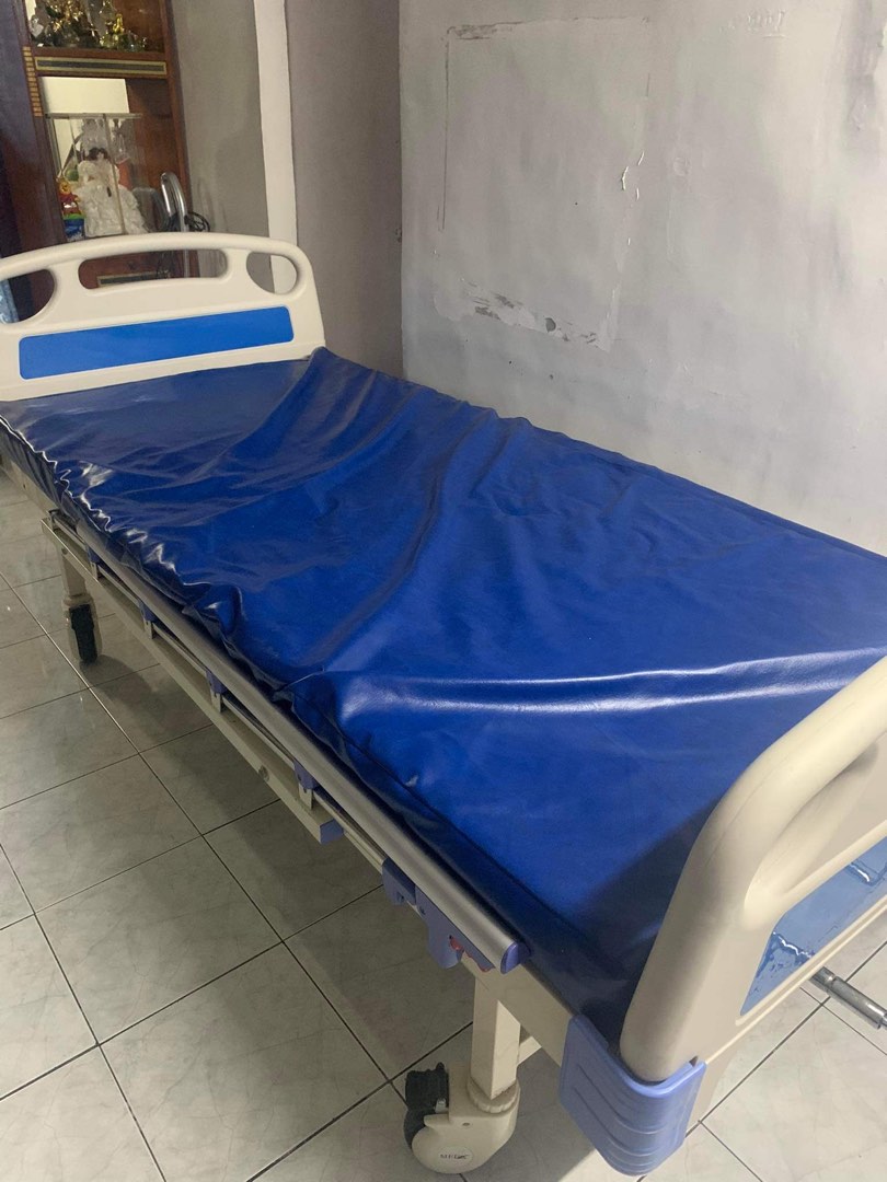 Hospital bed on Carousell