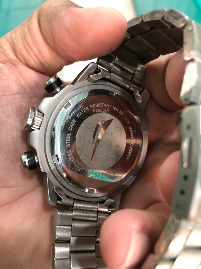 Jam tangan nautica quartz chronograph