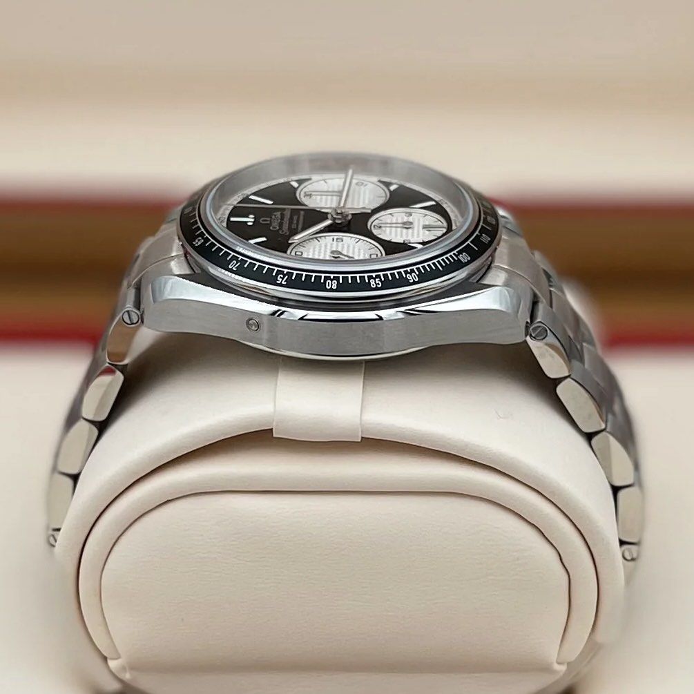 Speedmaster racing 40mm sale discontinued
