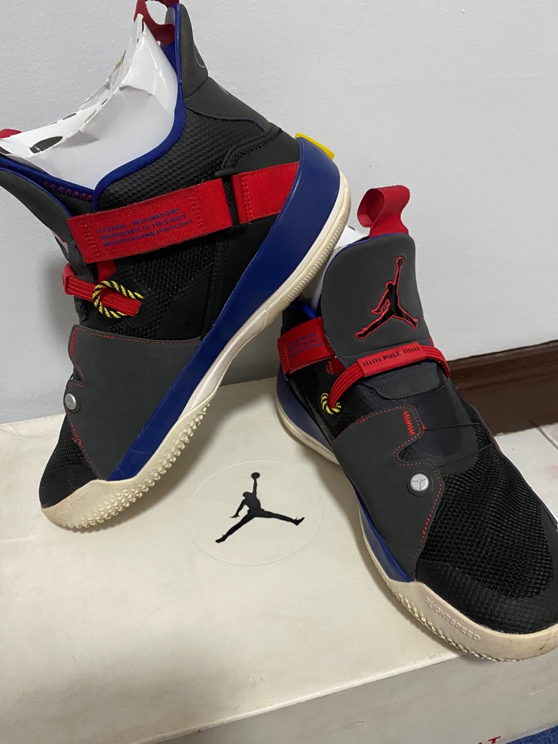 Jordan 33 dark smoke grey 2025