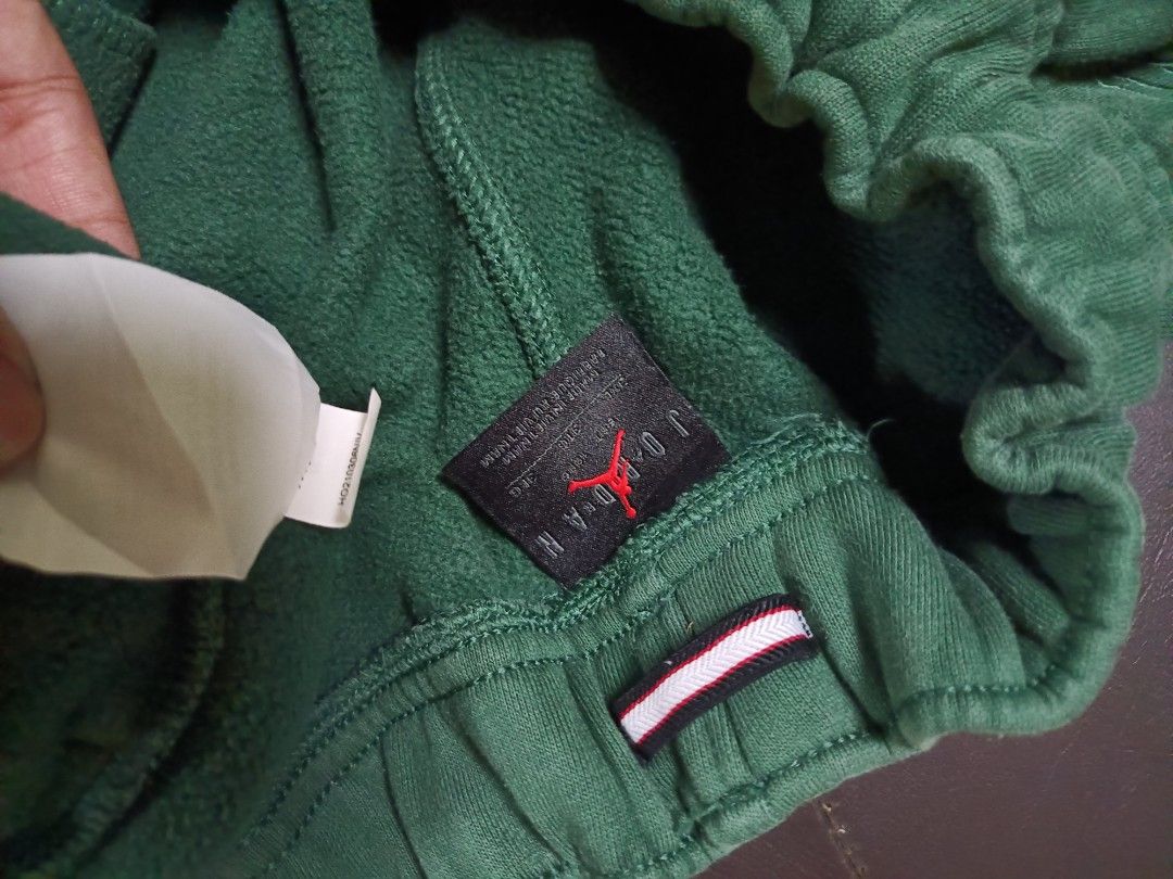 jordan 1 baggy pants