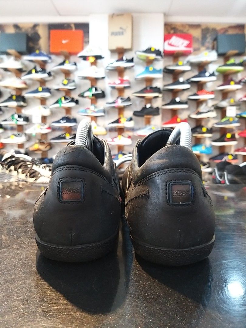 Hugo boss classic best sale shoes