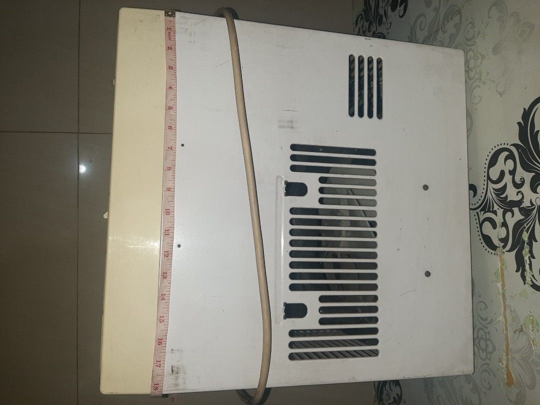 Kelvinator Aircon, .75HP on Carousell