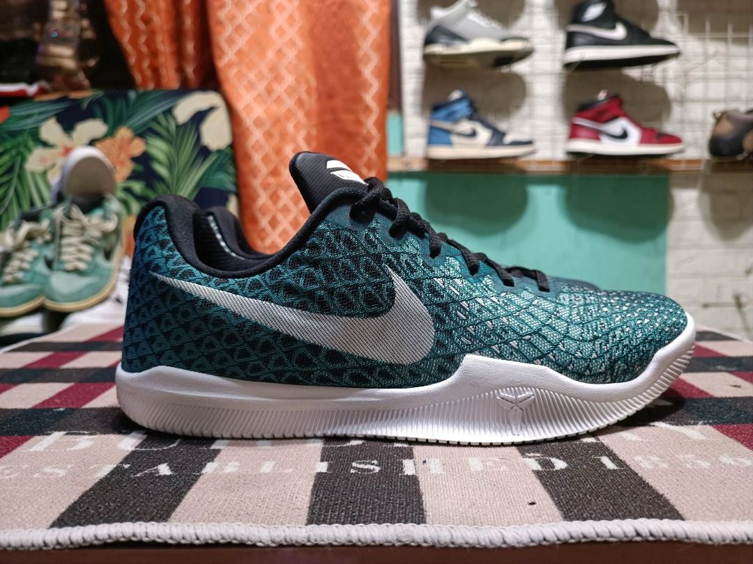 Kobe Mamba Instinct Turbo Green