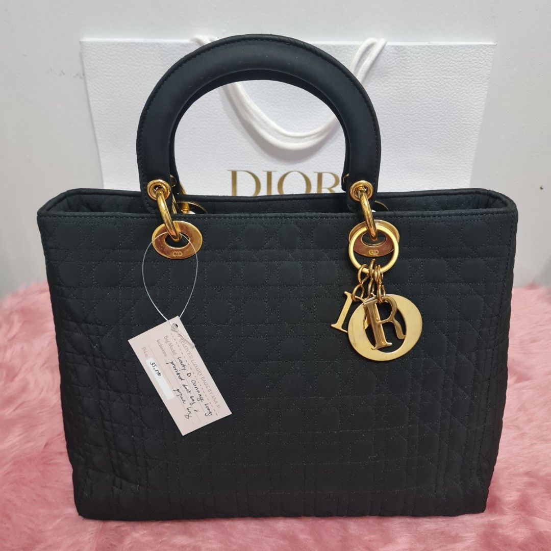 Lady Dior Vintage Cannage Large (Category: Luxury Bags & Wallets) located in Santo Tomas. Submitted by averycassi01874 (Listing ID 1239644352, Image 1). Description: slight stickiness and tarnish on hardwares.