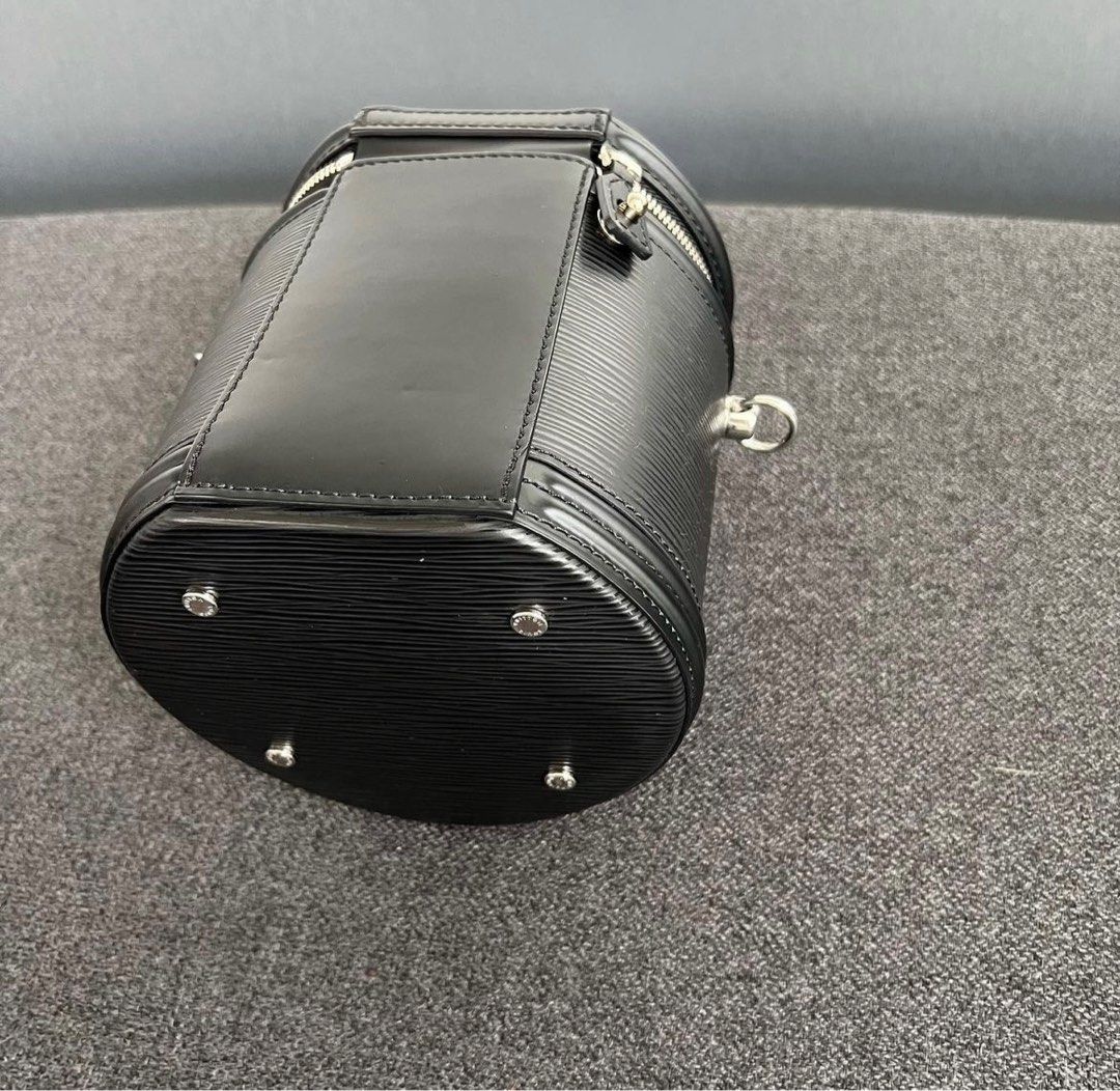 Louis Vuitton Black Patent Calfskin Cannes Bag Black Hardware (Very Good)