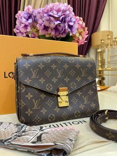 Louis Vuitton Monogram Empreinte Pochette Metis Navy Blue Louis Vuitton  Kuala Lumpur (KL), Selangor, Malaysia. Supplier, Retailer, Supplies, Supply