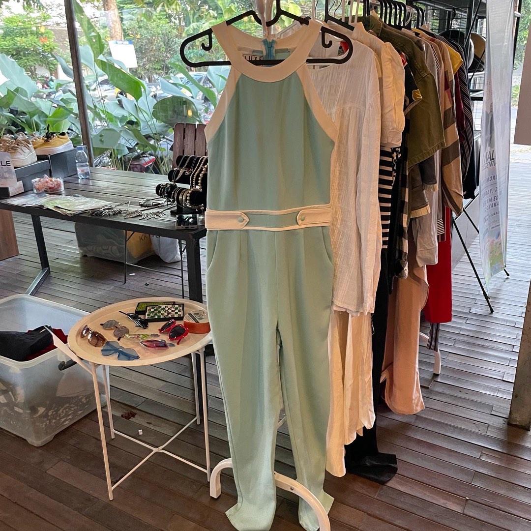 Luxe baby blue jumpsuits, Fesyen Wanita, Pakaian Wanita, Jumpsuits di ...