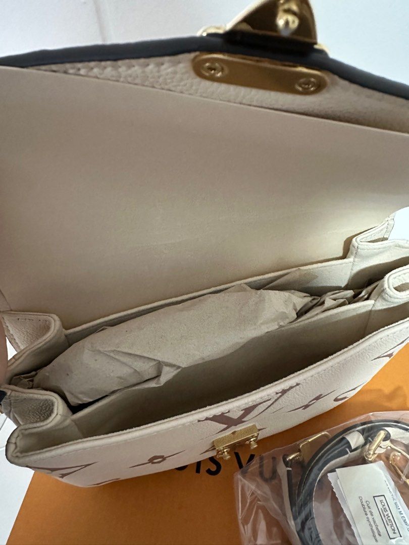 LV CREAM POCHETTE METIS M45596, Luxury, Bags & Wallets on Carousell