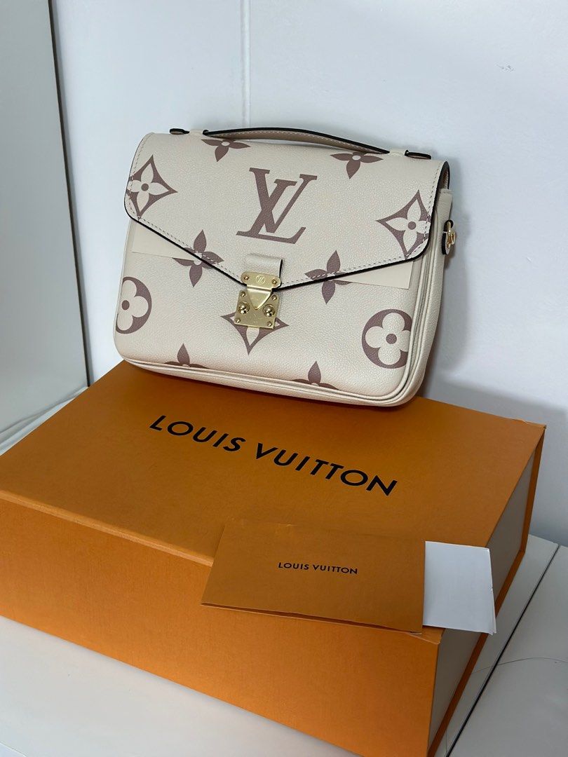Louis Vuitton Pochette Metis Monogram Empreinte Beige Rose Creme in Grained  Leather with Gold-tone - US