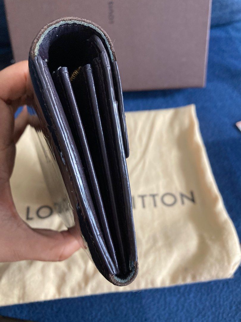 LV vernis long wallet (Category: Luxury Bags & Wallets) located in Davao. Submitted by shopbymom (Listing ID 1239533789, Image 3). Description: Genuine leather Coded Peel off inside Pretty outside.