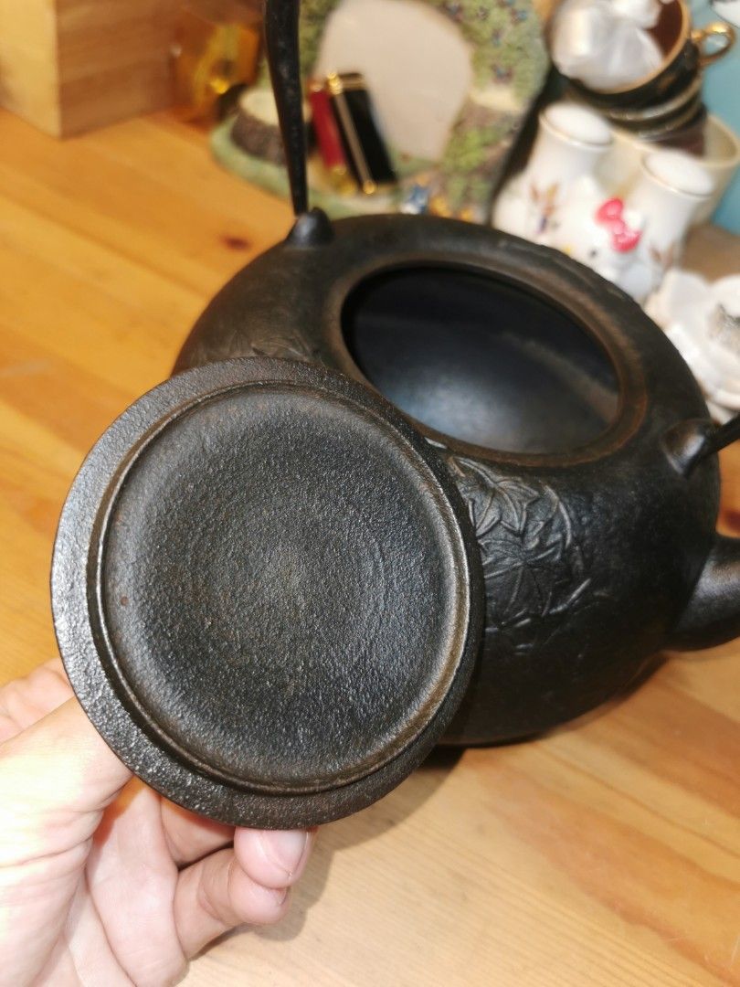 Made in japan cast iron Kettle 1.5liter, Furniture & Home Living