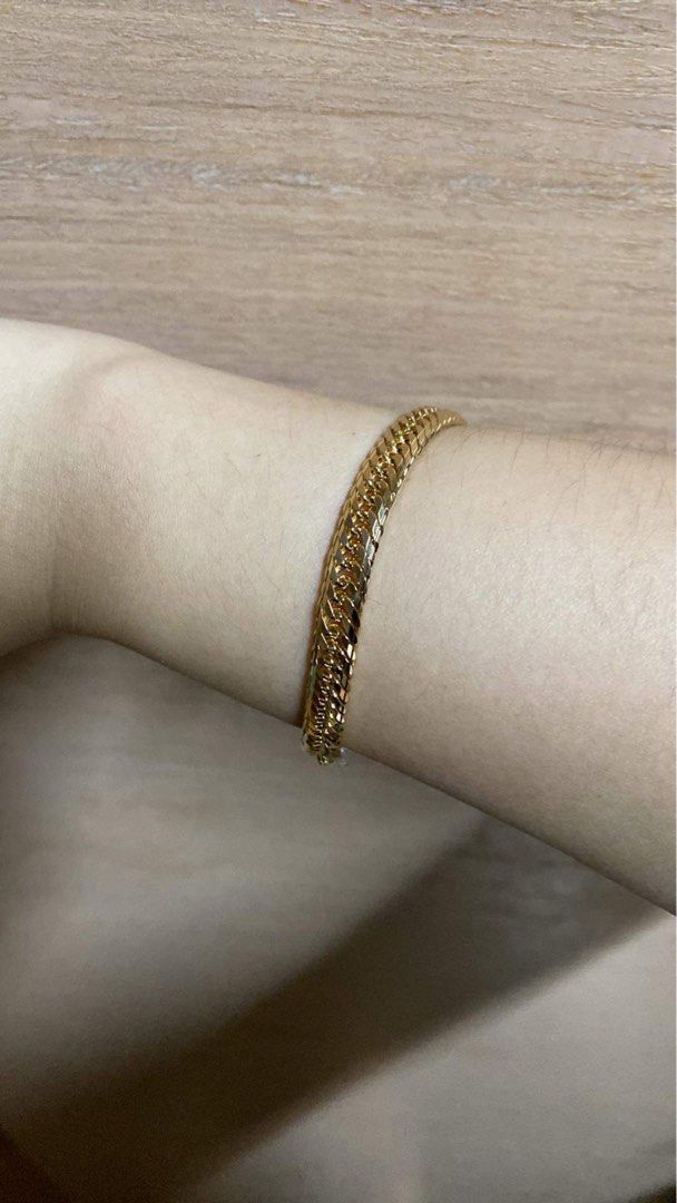 Mcut Bracelet K18 Japan Gold (7inches) on Carousell