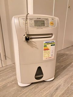 （分類：）位於 。 由 barbie.store0306 提交（商品編號 1239532002，圖片 1）。簡介： 。