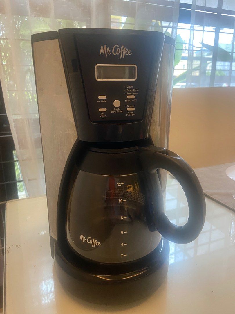 Mr. Coffee Coffee Maker (Category: Coffee Machines & Makers) located in Quezon City. Submitted by elektra0111 (Listing ID 1239534932, Image 2). Description: This is from US and it's 120V. Need a transformer for this. Well used. RFS: decluttering.