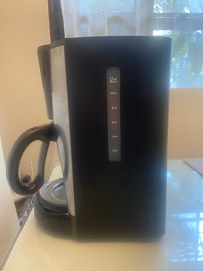 Mr. Coffee Coffee Maker (Category: Coffee Machines & Makers) located in Quezon City. Submitted by elektra0111 (Listing ID 1239534932, Image 3). Description: This is from US and it's 120V. Need a transformer for this. Well used. RFS: decluttering.