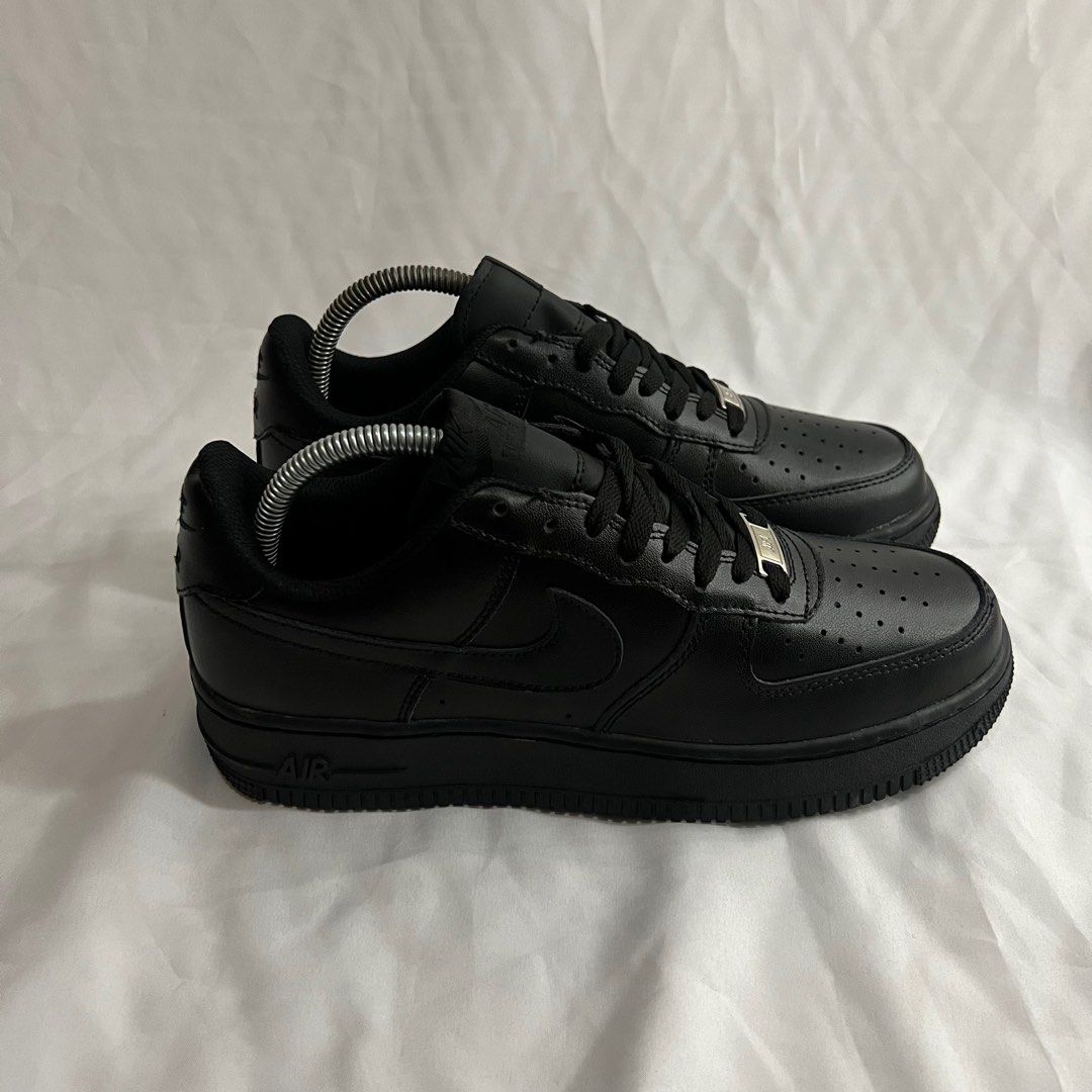 NIKE AIR FORCE 1 FULL BLACK on Carousell