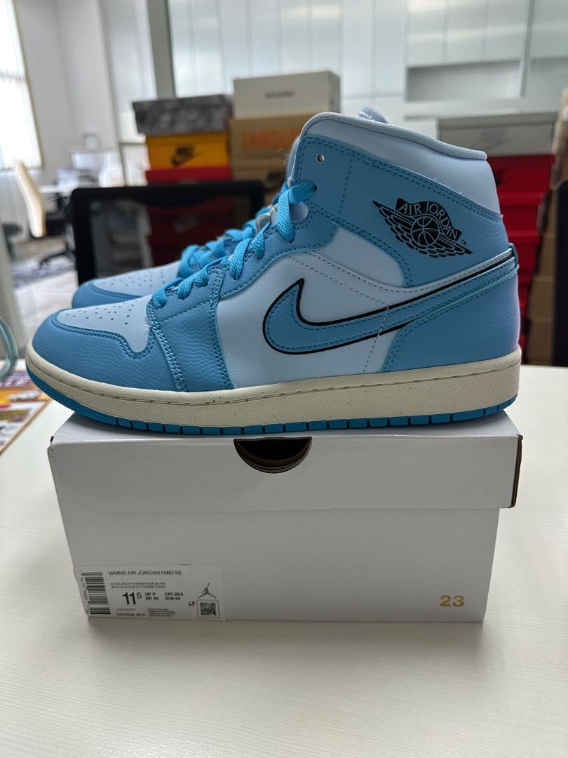 finish line air jordan 1 university blue