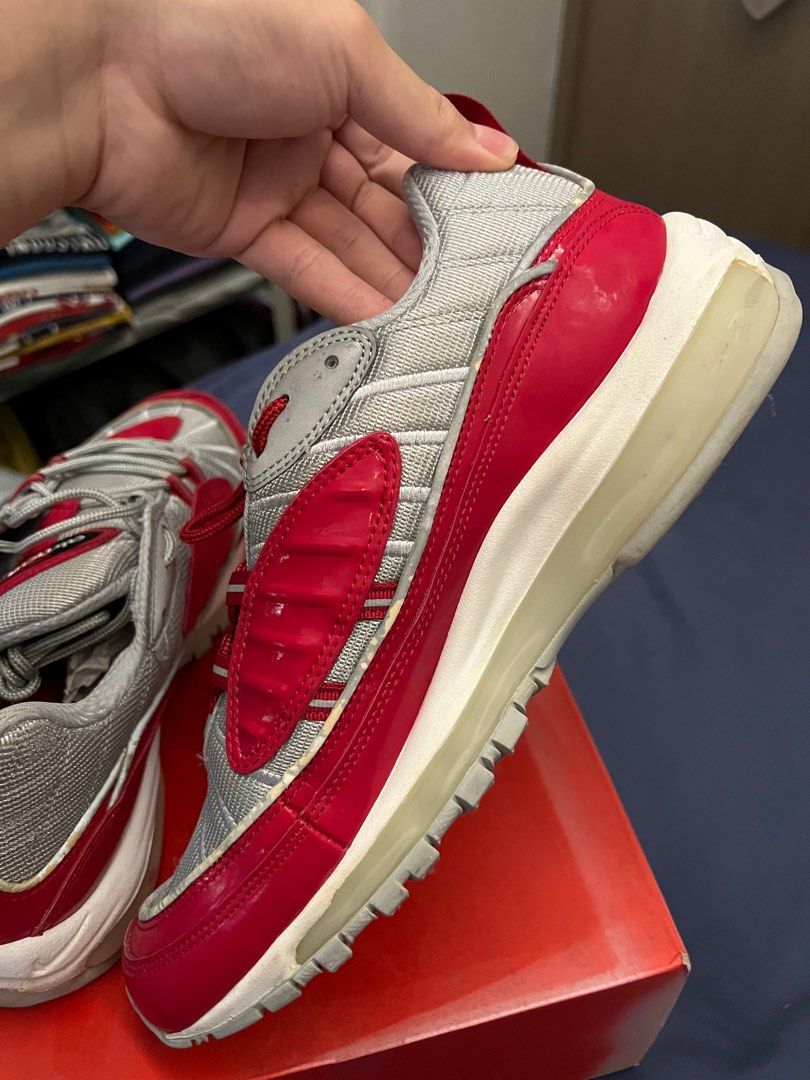 Air max deals 98 supreme outfit