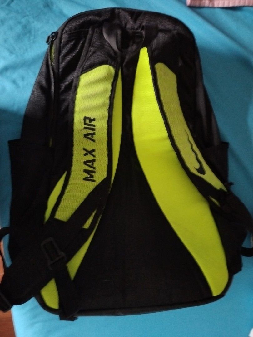 nike air max pouch