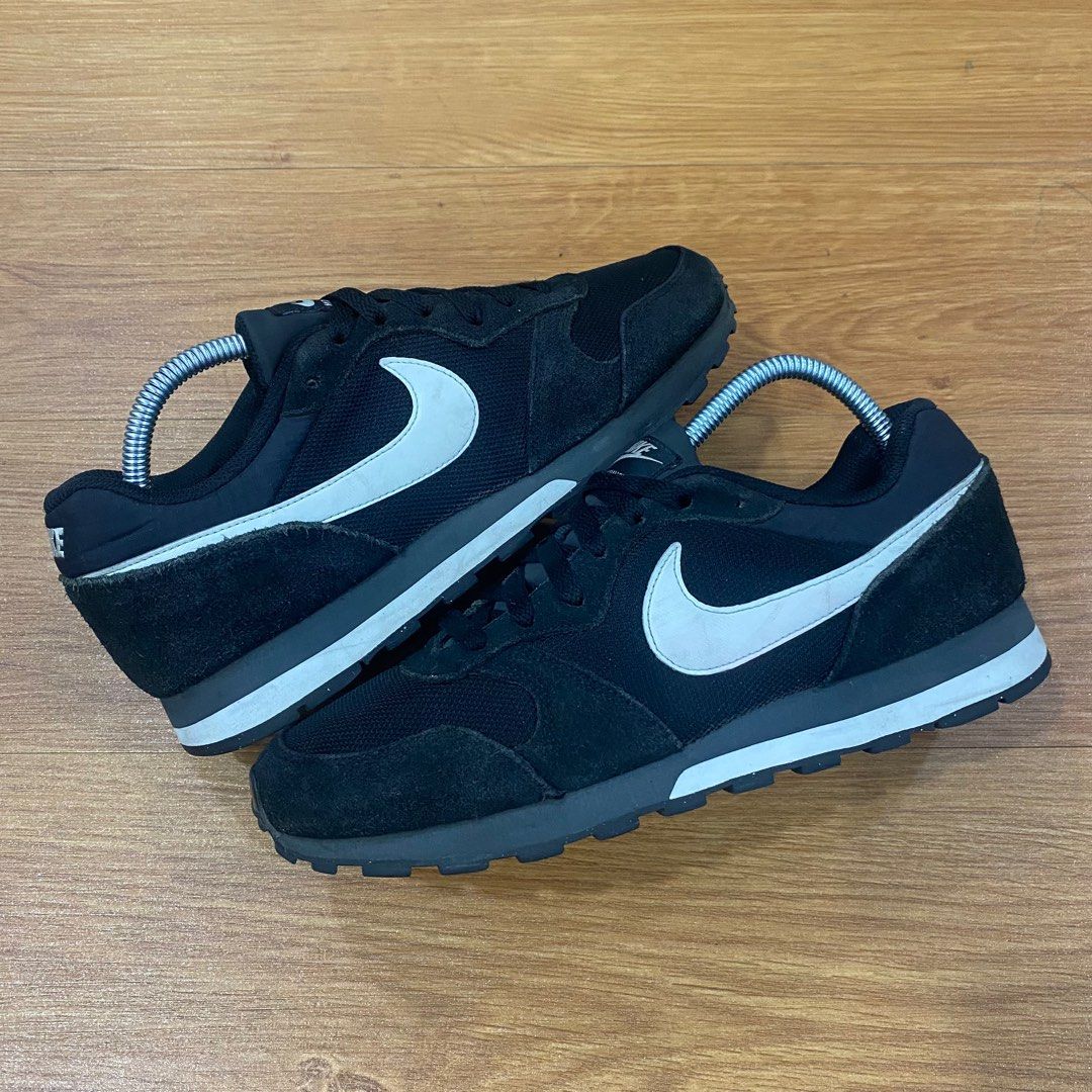 Nike sportswear md runner store