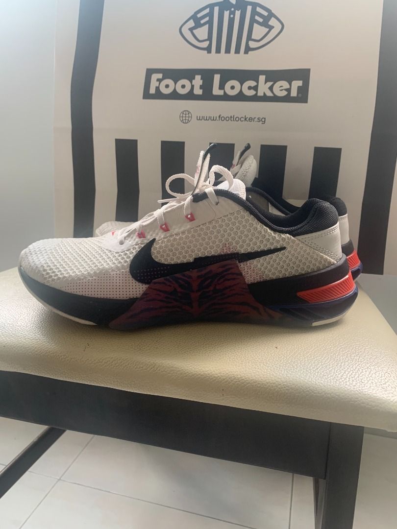 Nike metcon 4 women's foot locker cheap