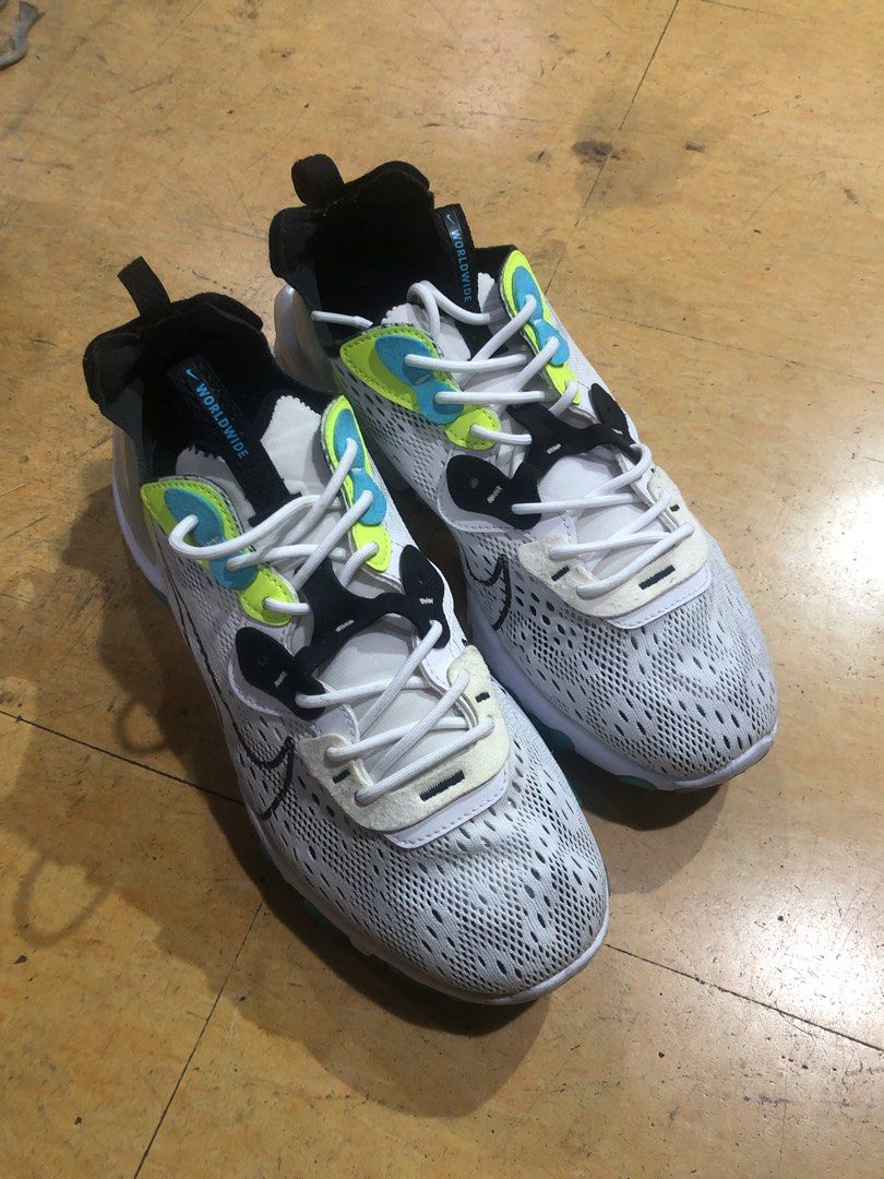 Nike React Vision Worldwide Pack-White(28 cm) (Category: Sneakers) located in Baguio. Submitted by master_of_brands (Listing ID 1239680383, Image 3). Description: Authentic Nike React Vision Worldwide Pack-White Size 10 US M/28 cm/44 Europe Slightly used Needs bit cleaning only No box Thick outsole In excellent condition .