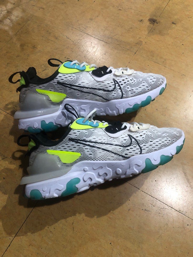 Nike React Vision Worldwide Pack-White(28 cm) (Category: Sneakers) located in Baguio. Submitted by master_of_brands (Listing ID 1239680383, Image 2). Description: Authentic Nike React Vision Worldwide Pack-White Size 10 US M/28 cm/44 Europe Slightly used Needs bit cleaning only No box Thick outsole In excellent condition .