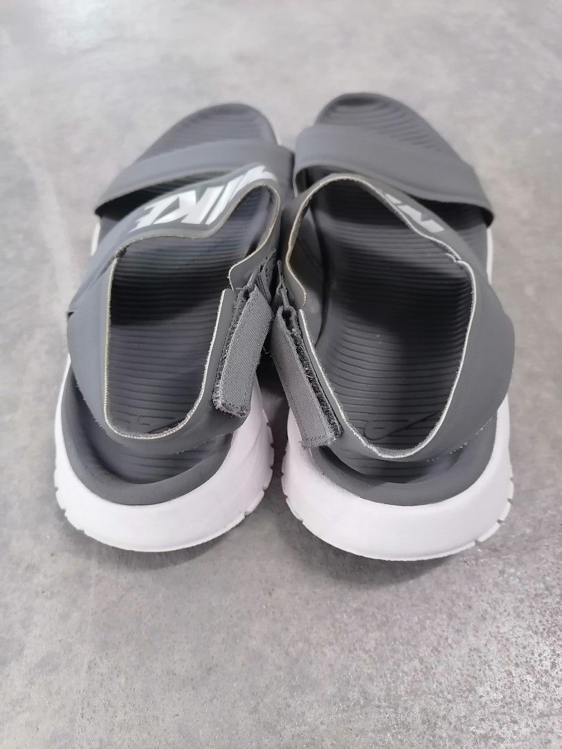 Grey nike sandals tanjun store
