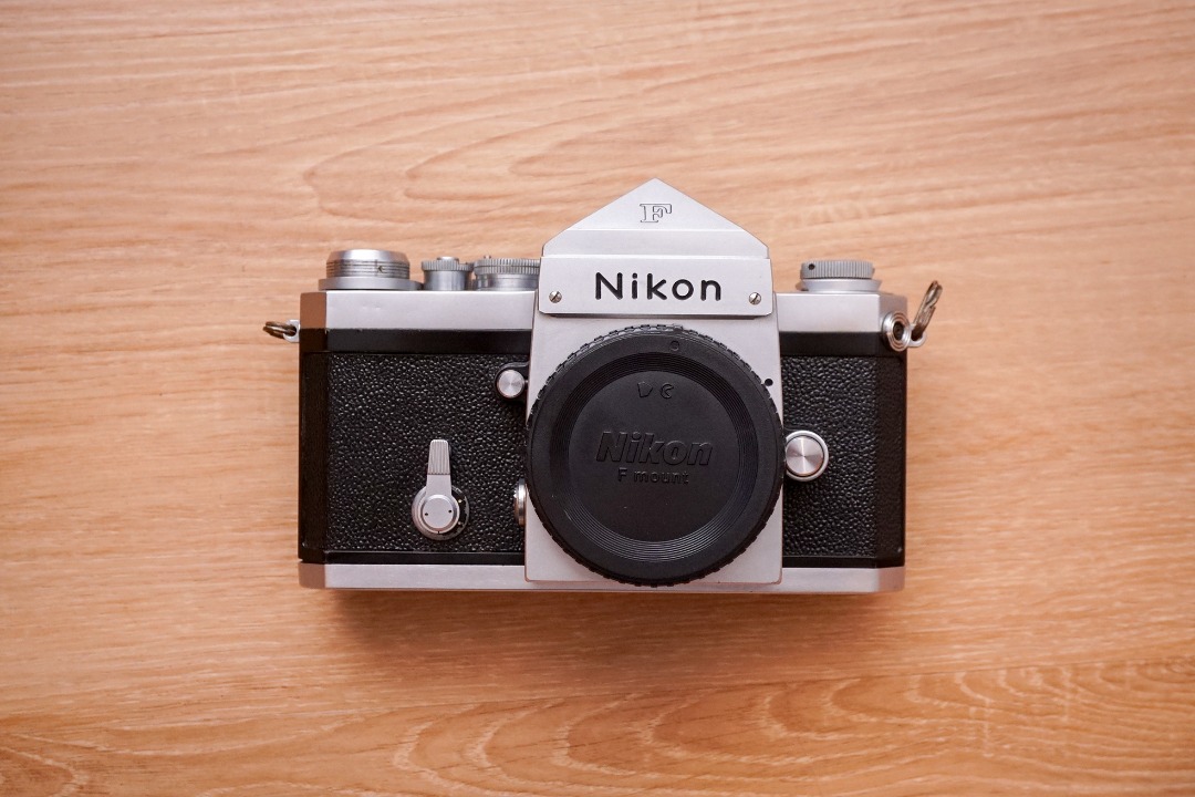 Nikon F SLR film camera body Serviced (Kamera), Photography, Cameras on