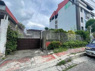 OLD HOUSE AND LOT FOR SALE IN BRGY. SIKATUNA VILLAGE QUEZON CITY 400SQM