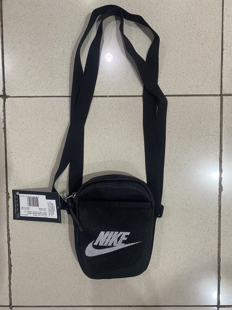 heritage sling bag nike