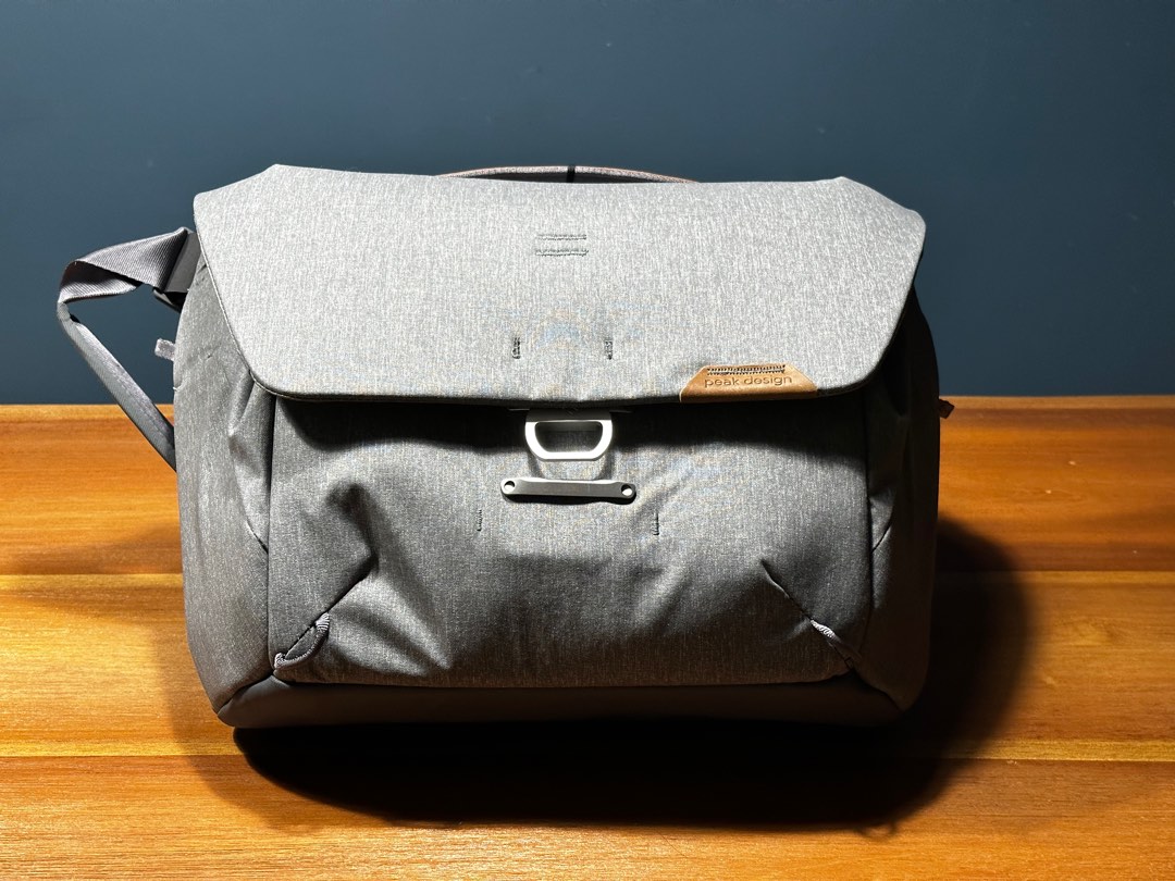 Peak Design Messenger V2, Photography, Photography Accessories, Camera