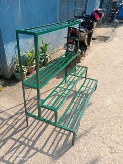 PLANT STAND / ONHAND