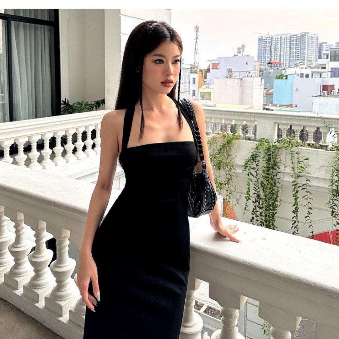Black tie bodycon shop dress