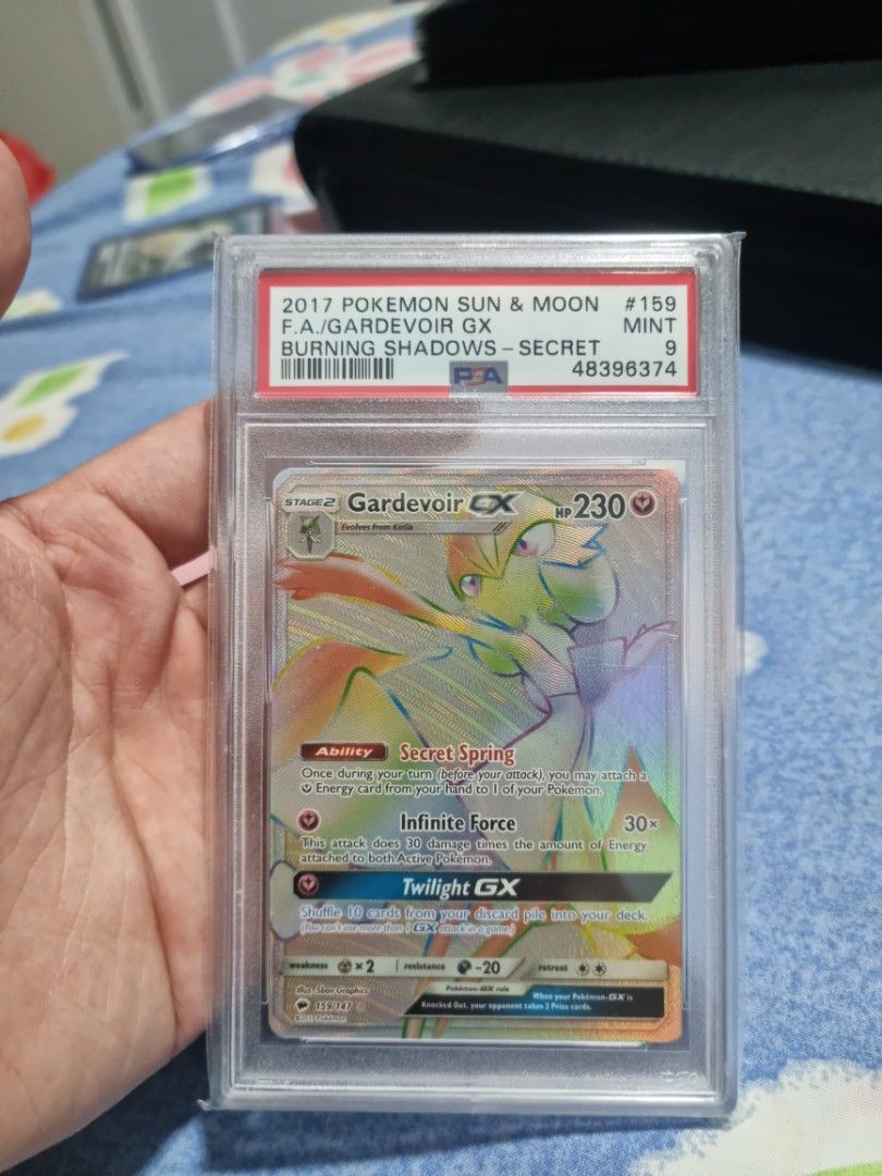 Pokemon Gardevoir-GX - 159/147 - Secret Rare - Sun & Moon: Burning Shadows