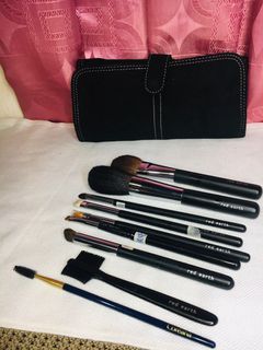 RED EARTH MAKE UP BRUCH SET
