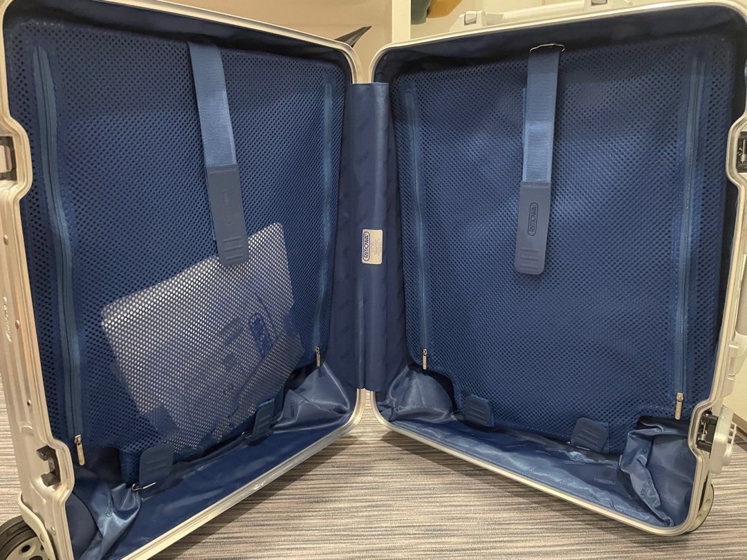 Rimowa topas cabin 32L Titanium ( Discontinued), Hobbies & Toys, Travel,  Luggage on Carousell